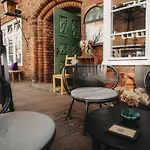 Hotel Zum Heidkrug & Cafe Lil