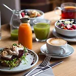 Zum Heidkrug & Cafe Lil Luneburg