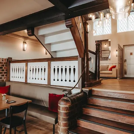 Hotel Zum Heidkrug & Cafe Lil Luneburg