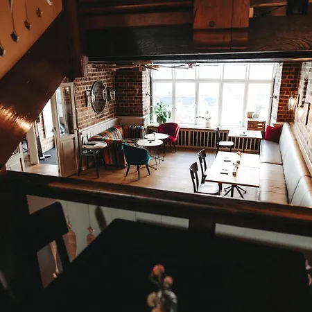 Отель Zum Heidkrug & Cafe Lil Линебург