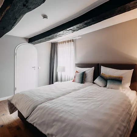 Zum Heidkrug & Cafe Lil Luneburg