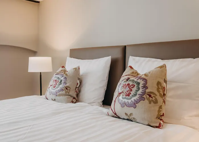 Hotel Zum Heidkrug & Cafe Lil